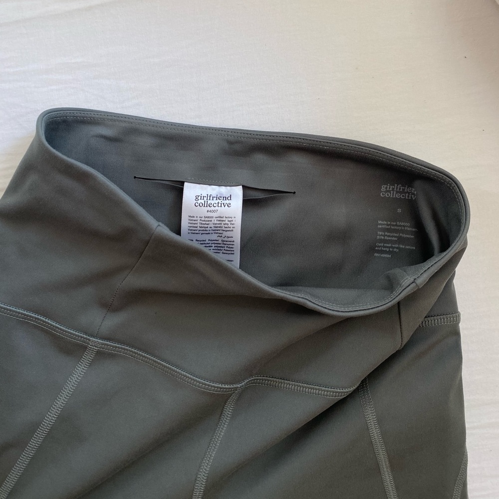 THYME COMPRESSIVE HIGH-RISE LEGGING - Picture 3 of 3